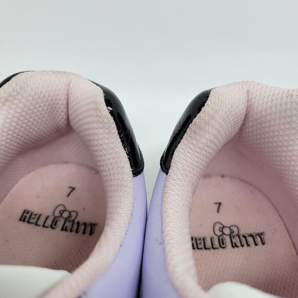 Hello Kitty Women's Sneakers  Size 7 - Picture 7 of 16